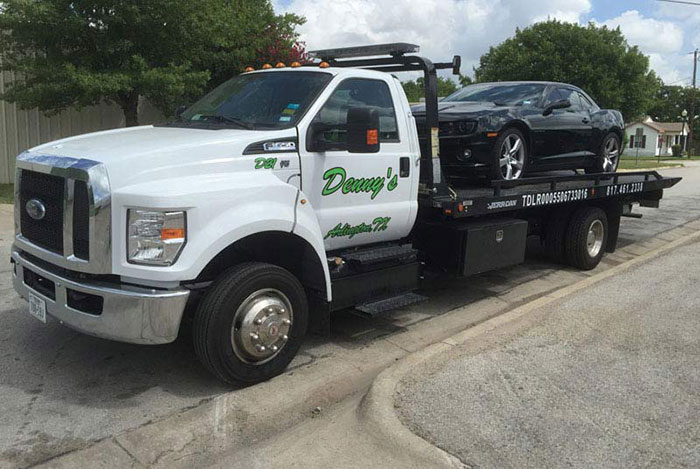 Car-Towing-Dennys-Towing-Fort-Worth-3