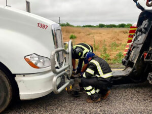 Tractor-Trailer-Towing-1