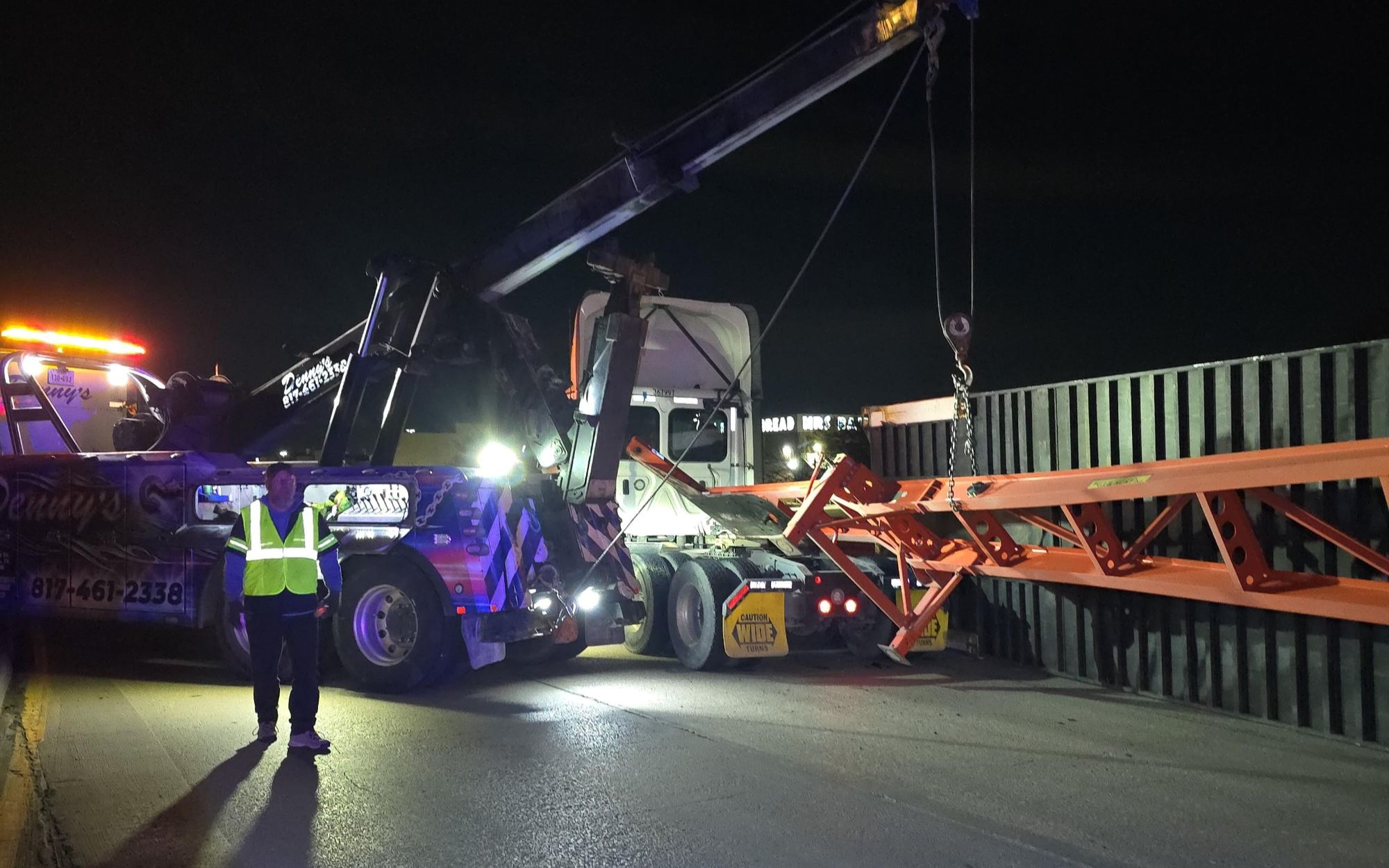 Denny's Towing 25 (72)