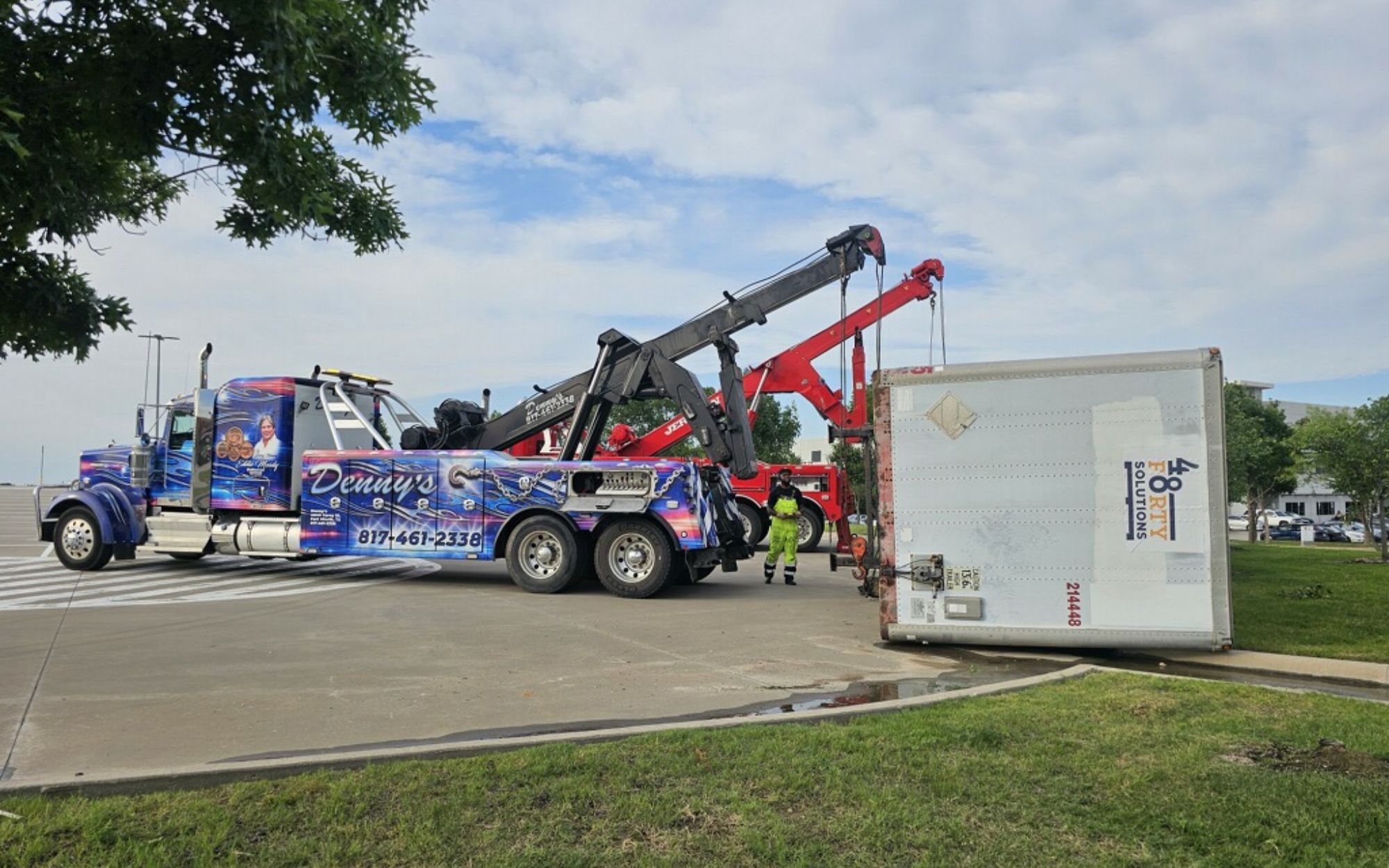 Denny's Towing 25 (86)